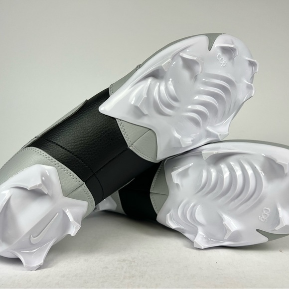 Jordan 1 Low TD Shadow Grey Black Football Cleats - Picture 8 of 10